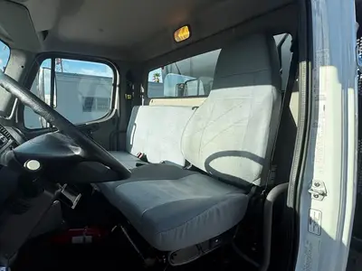 Used 2014 FREIGHTLINER M2 106 Tractors & Trailers Florida US | Truck and Van Outlet #1506257