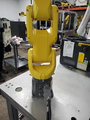 USED 2016 FANUC LR MATE 200ID