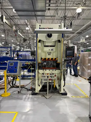 88 TON AIDA MODEL #DSF-N1-800 GAP FRAME SERVEPRO SERVO PRESS 6.3” STROKE 2015 : YOBRO #25100