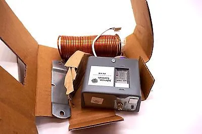 NEW JOHNSON CONTROLS A70TH-1C TEMPERATURE CONTROLLER A70TH1C