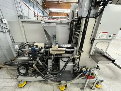 2005 CINCINNATI V30 Injection Molding Horizontal/Vertical | Machinery Network (3)