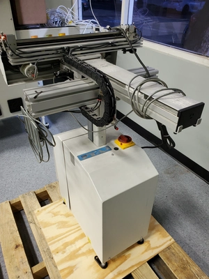 USED UIC - UNIVERSAL INSTRUMENTS CORP 22" CONVEYOR