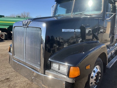 USED 2000 WESTERN STAR 5964SS