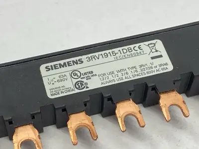 USED SIEMENS BUSBAR 3-PHASE 600VAC 65A