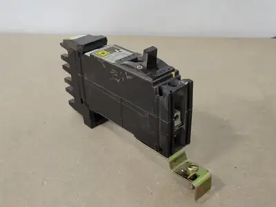 USED SQUARE D FAI17015C