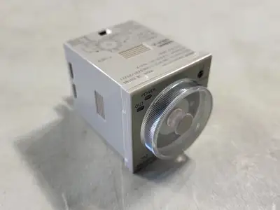 USED OMRON H3CR-A