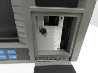 Xycom 9450 PC/AT Computer Operator Interface HMI Screen Monitor Keypad Control