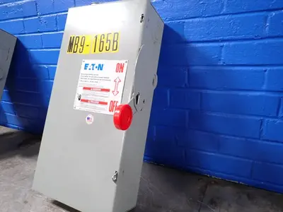 Eaton 100 A  Heavy Duty Switch
