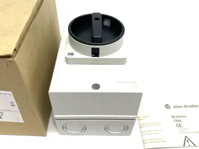 USED ALLEN BRADLEY SER. A ENCLOSED LOAD SWITCH, DOOR COUPLING ROTARY