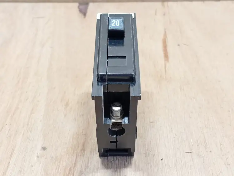 Used CUTLER-HAMMER BA120 Switchgears British Columbia CA | Lenmark #1438665