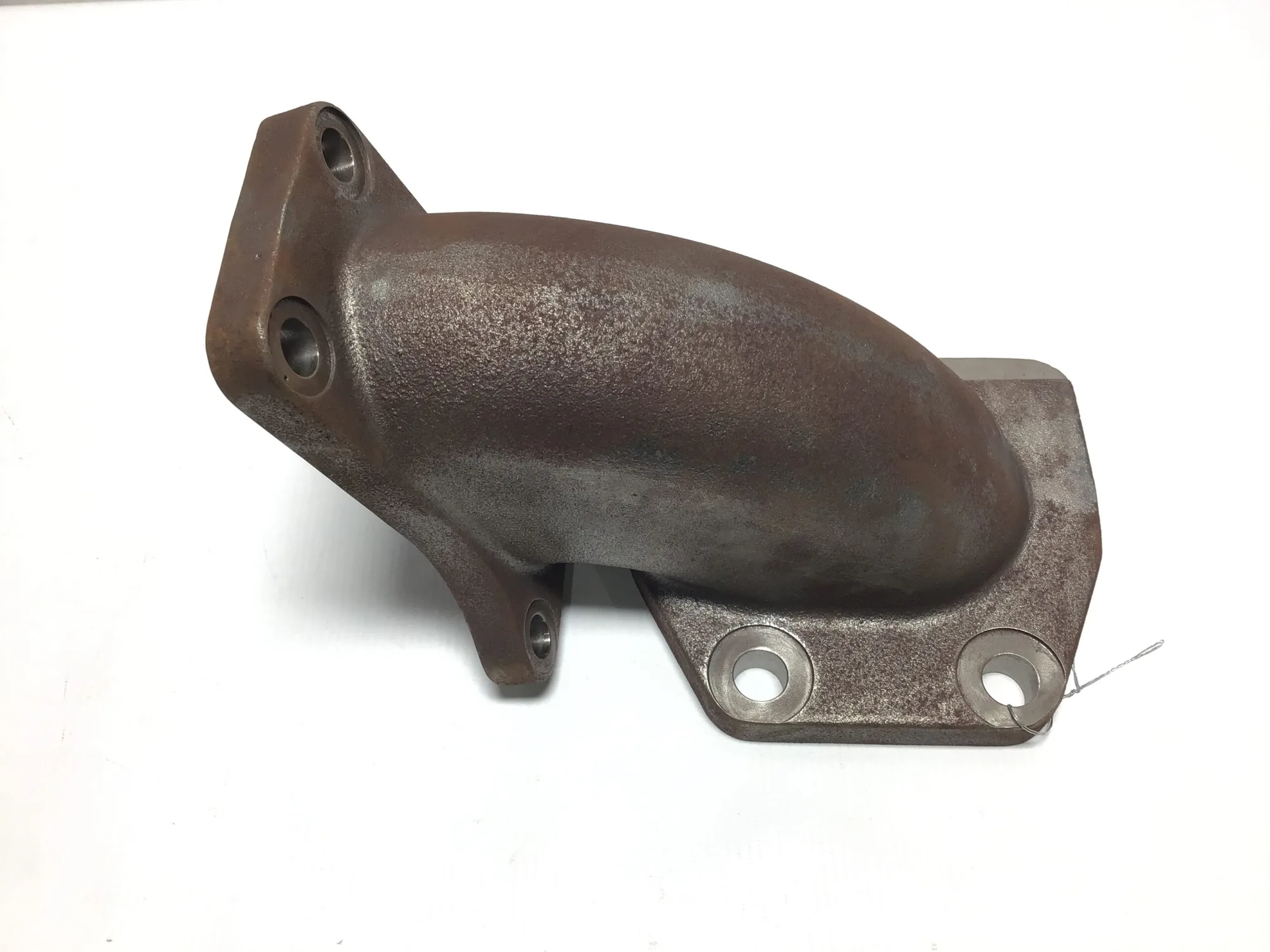 8286008 Cast Iron Turbo Exhaust Elbow Manifold