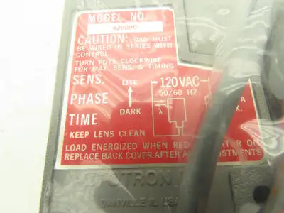 Autotron A20000 Retroreflective Photoelectric Sensor 120VAC