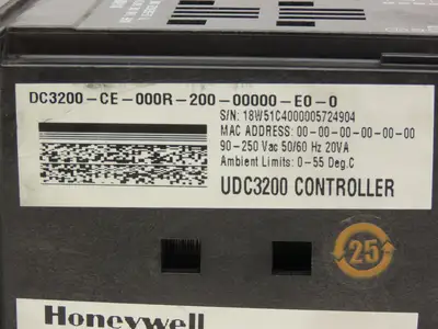 Honeywell DC3200-CE-000R-200-00000-E0-0 UDC3200 Digital Temperature Controller