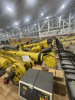 Used 2014 FANUC M900IA/400L Robots Michigan US | Aucto #1306807