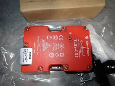 Used ALLEN BRADLEY TLS2GD2 Relays & Switches Ohio US | HGR 24 #787049