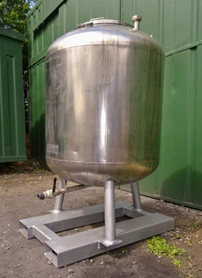 820 L S/S Pressure Vessel Portable