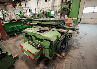 TOS W100 Boring Mill (50 Taper)