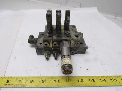 Lubriquip MSP-5T & MSP-5S 3 Station Liquid Divider Auto Lube Manifold Block