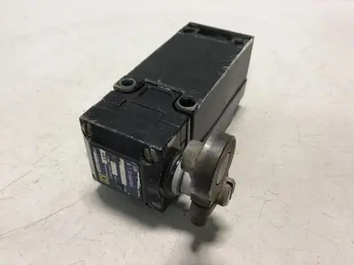 USED SQUARE D 9007-AEQ2699