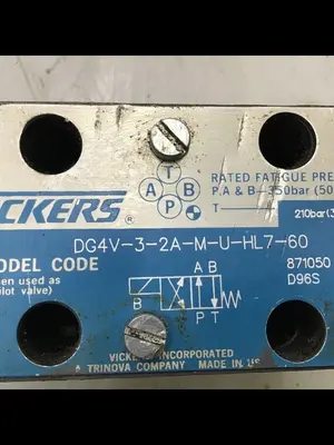 USED VICKERS DG4V-3-2A-M-U-HL7-60