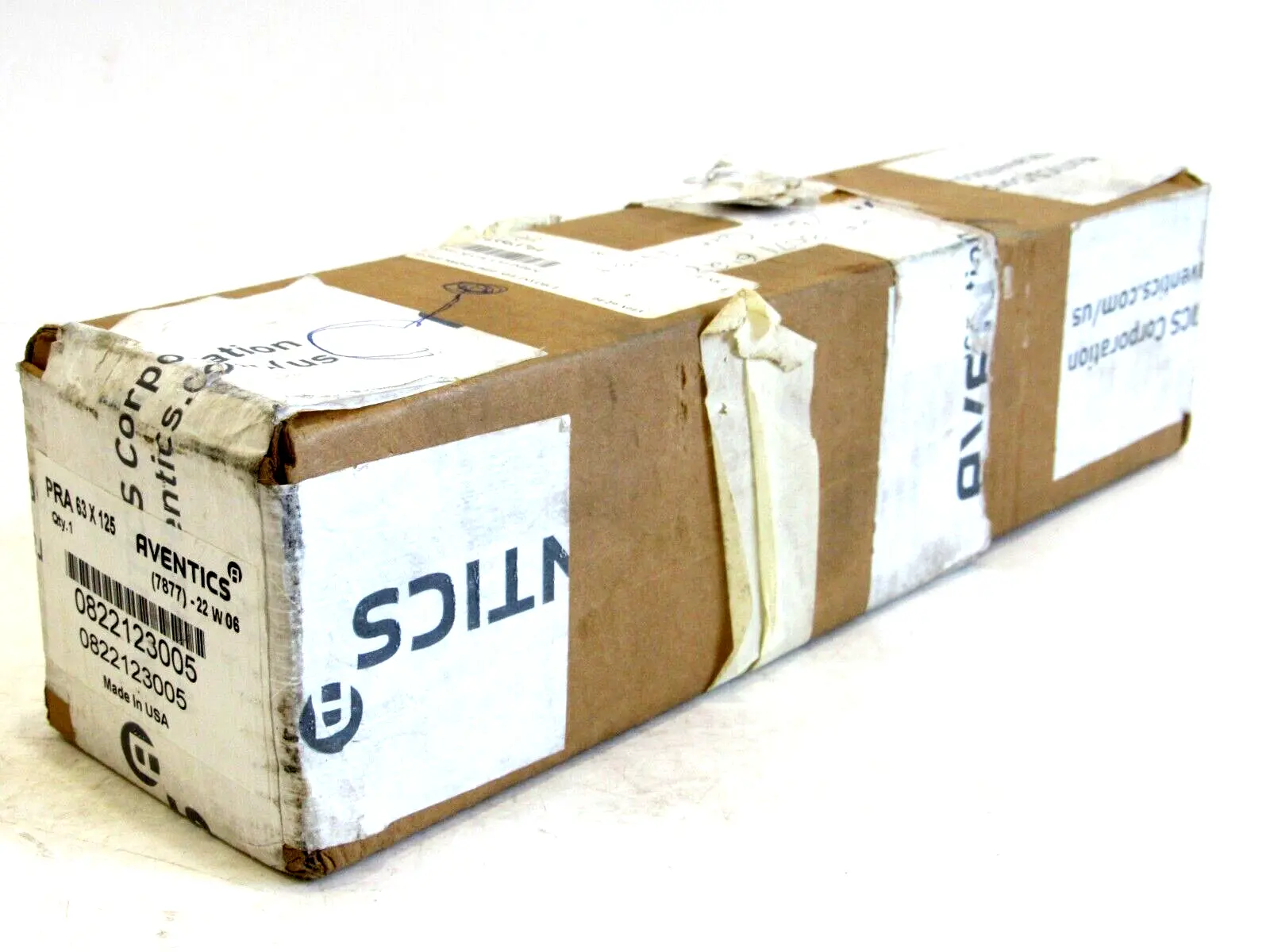 NEW AVENTICS 0822123005 PNEUMATIC CYLINDER PRA 63 X 125