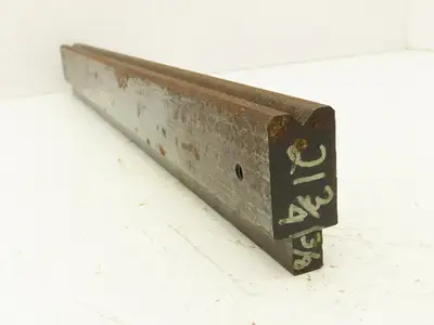 Press Brake Die 21-3/4" Long 90° V 3/8" W 3/16" D 1-3/4" H 1/2" Tang