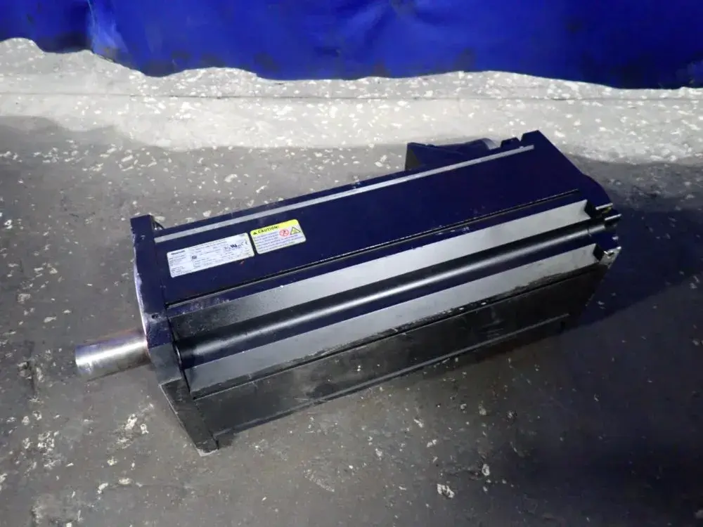USED REXROTH MSK101E0300FNM1BG2NNNN