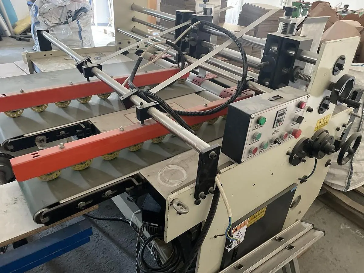 Used 2019 HEBEI HL-FSL 2000 Flexo Printing Presses CZ | Amaron s.r.o. #1398343