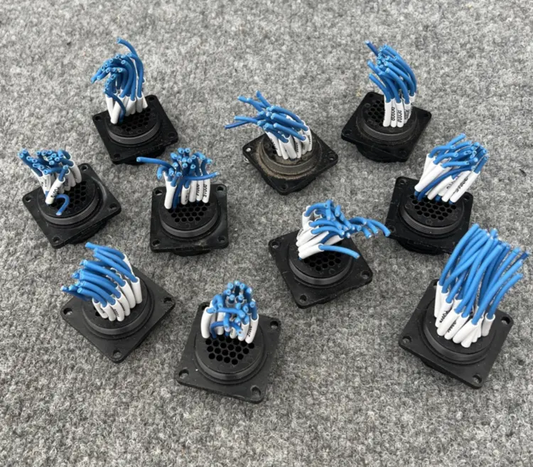 Used TE Connectivity 206306-1 Connector Accessories California US | Davliegogo LLC #1707699