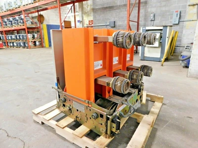 Used GE VB 4.16-350-3 Circuit Breakers Ohio US | Equipment Recovery Corp. #1330504
