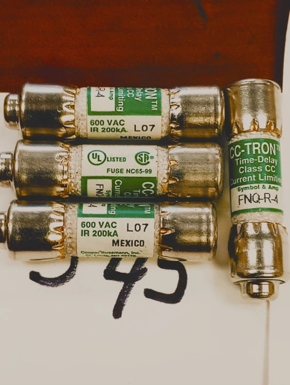 Used CC-TRON FNQ-R-4 TIME DELAY CURRENT LIMITING FUSE Fuses Arizona US | ASSET CONVERSION SPECIALISTS, INC. #312651