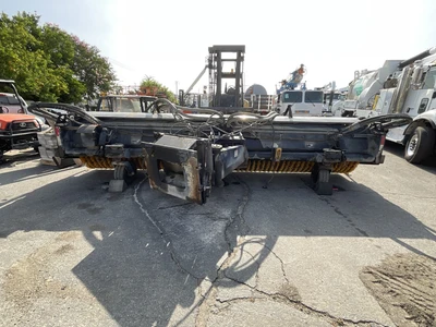 Used 2008 OSHKOSH HB2718 Street Sweeper California US | Big Truck & Equipment #1412333
