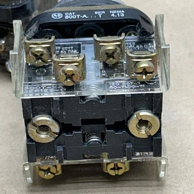 USED ALLEN BRADLEY 800TA