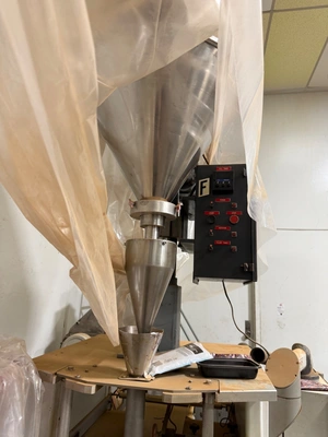 Used ARTY PAC 80V Vertical Form Fill Seal Packaging Machine for Sale Vertical Form Fill Sealing Machines (VFFS) California US | Elite Machine #1275457