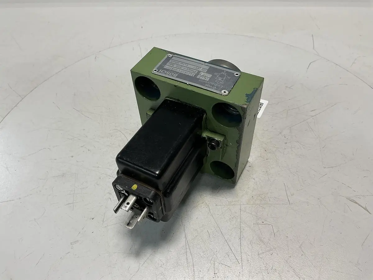USED BOSCH 0 810 060 045
