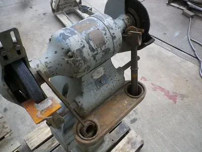 USED STANLEY 1.0 HP 3PH 8INCH STONE 9 INCH WIREBRUSH