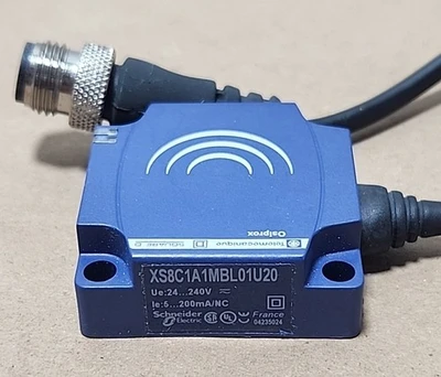 NEW Square D XS8C1A1MBL01U20