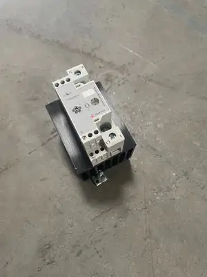 CARLO GAVAZZI Solid State Relay RGC1P60K62ED @1E