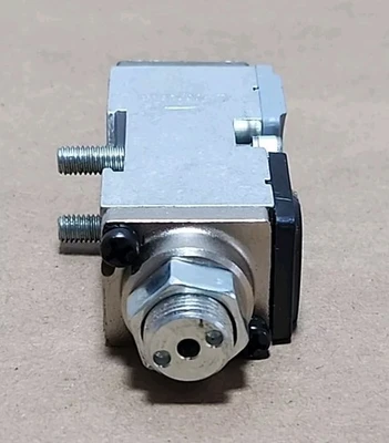 USED Nordson SA16B