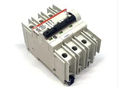Used ABB Circuit Breaker 3-Pole 480Y/277VAC 50/60HZ 10kA Circuit Breakers Michigan US | Maverick Industrial Sales #1398843