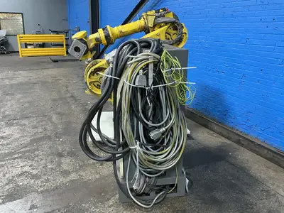Used 2003 FANUC R2000IA 200FO Robots Ohio US | HGR 24 #1520049