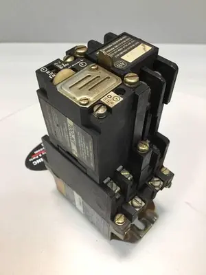 USED ALLEN BRADLEY 700-N400A1