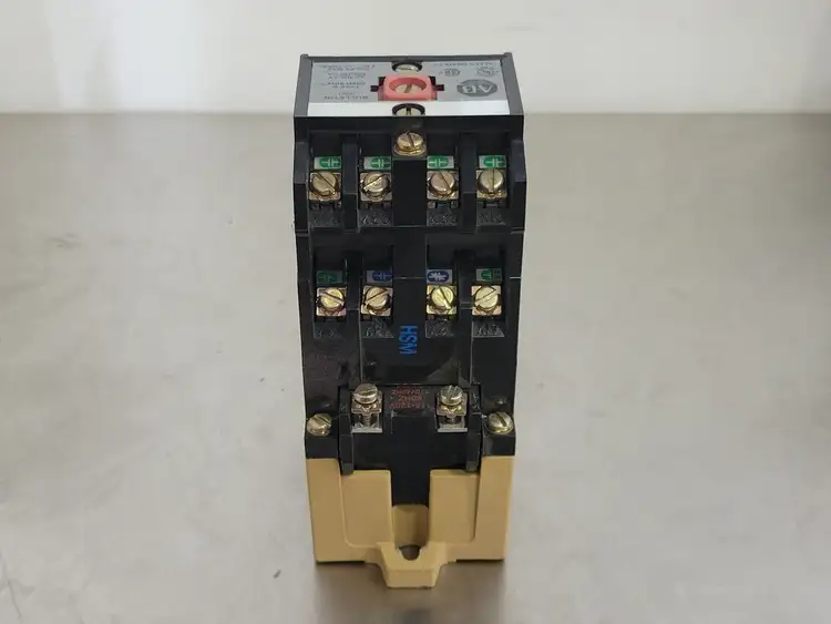 Used ALLEN-BRADLEY 700-P200A1 Misc Electrical & Power Parts British Columbia CA | Lenmark #246906