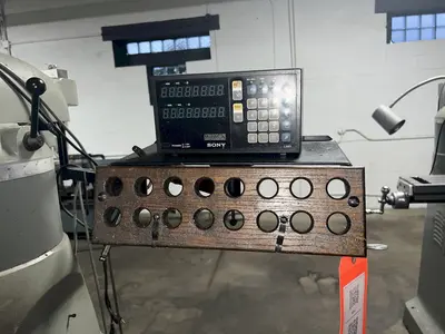 USED 2009 SHARP LMV-42