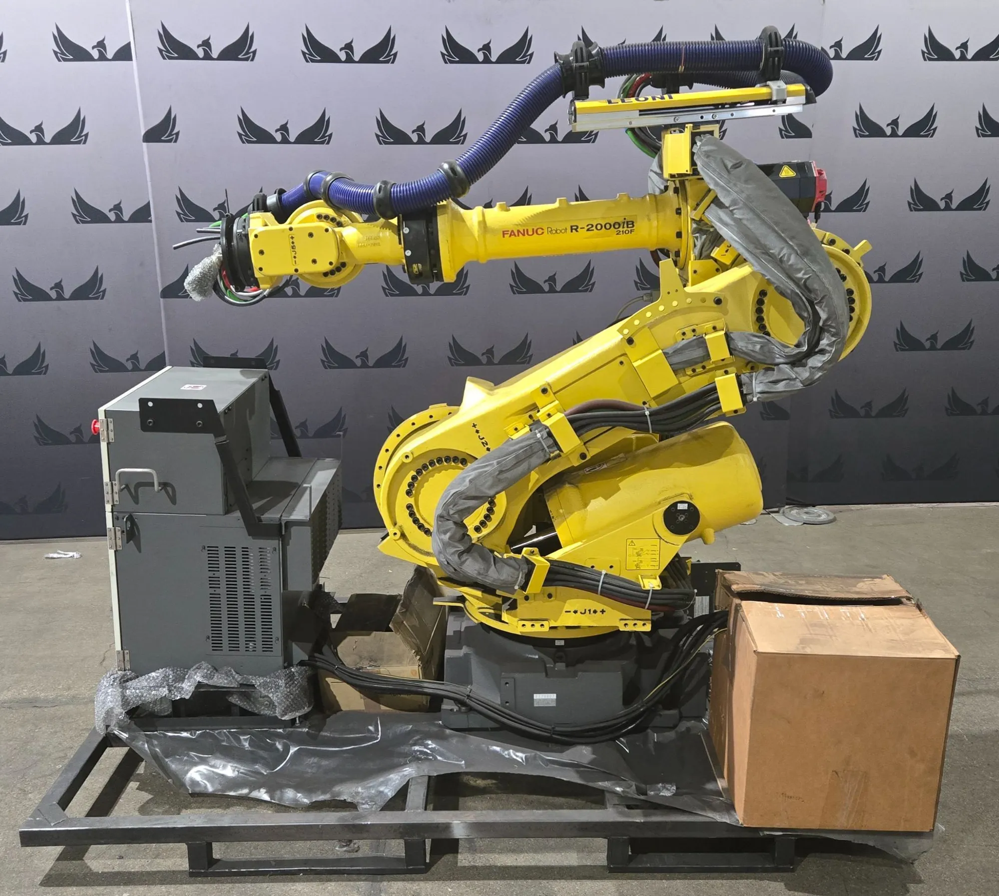 New | in-Stock 2016 FANUC R-2000IB/210F + R30IB Robots Michigan US | iGAM Industrial Marketplace #1293897