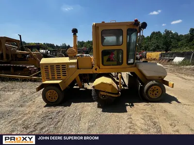 Used 2004 SUPERIOR BROOM DT80J Street Sweeper North Carolina US | Proxy Equipment #1426106