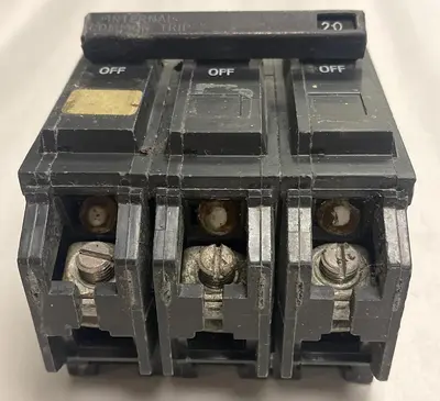 Used GE THQL32020 Circuit Breakers | Surplus Asset Holdings #1188967