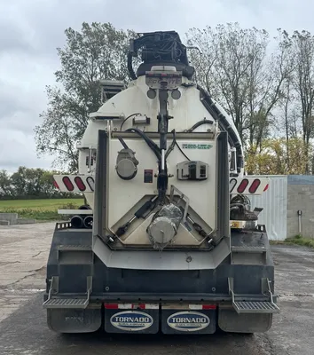 2024 TORNADO F3 Hydro Excavator | Title Equipment & Recreation Inc. (4)