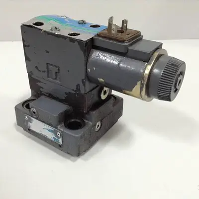 USED VICKERS CVCS25D3S210S32A99AP110Z108
