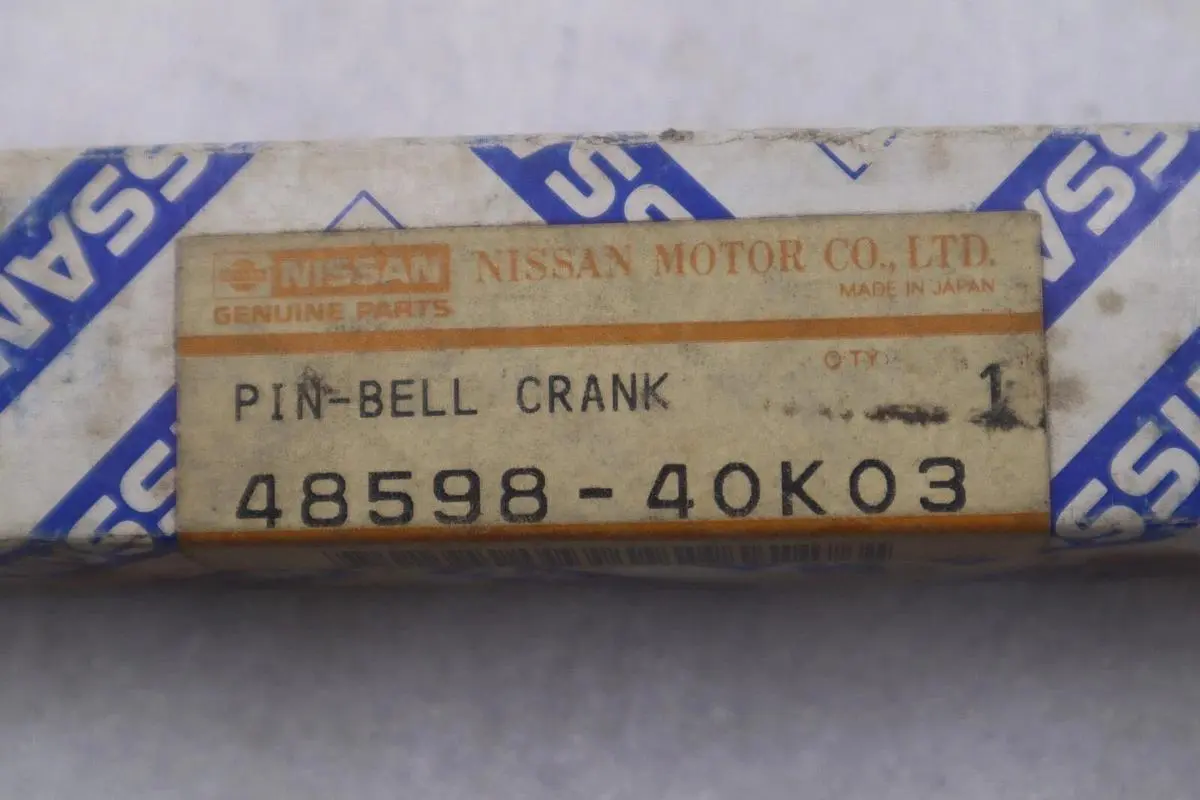 NEW IN BOX NISSAN 48598-40K03 PIN-BELL CRANK STOCK K-3761
